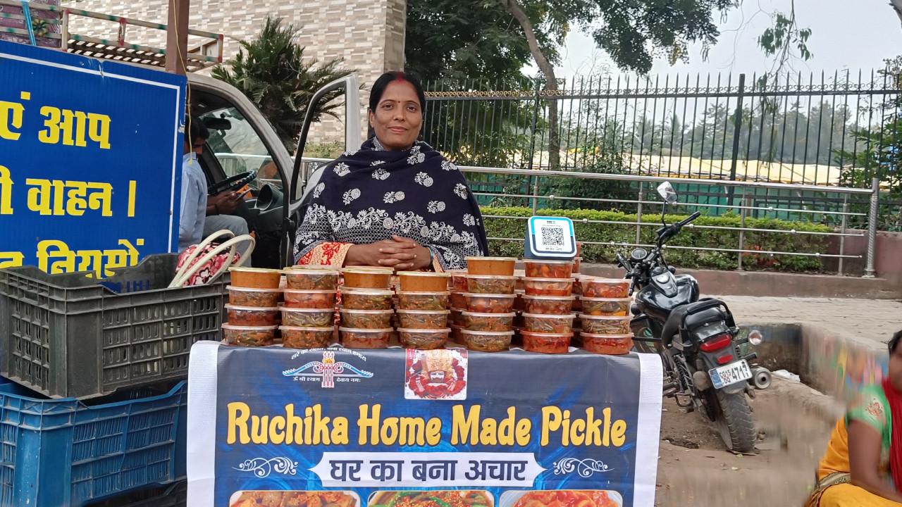 सिंगल मदर किरण गुप्ता के जीवन में महतारी वंदन योजना लाई सकारात्मक बदलाव