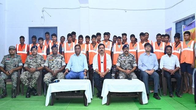 आत्मसमर्पित नक्सलियों को शासन की समस्त योजनाओं का मिले समुचित लाभ -उप मुख्यमंत्री विजय शर्मा