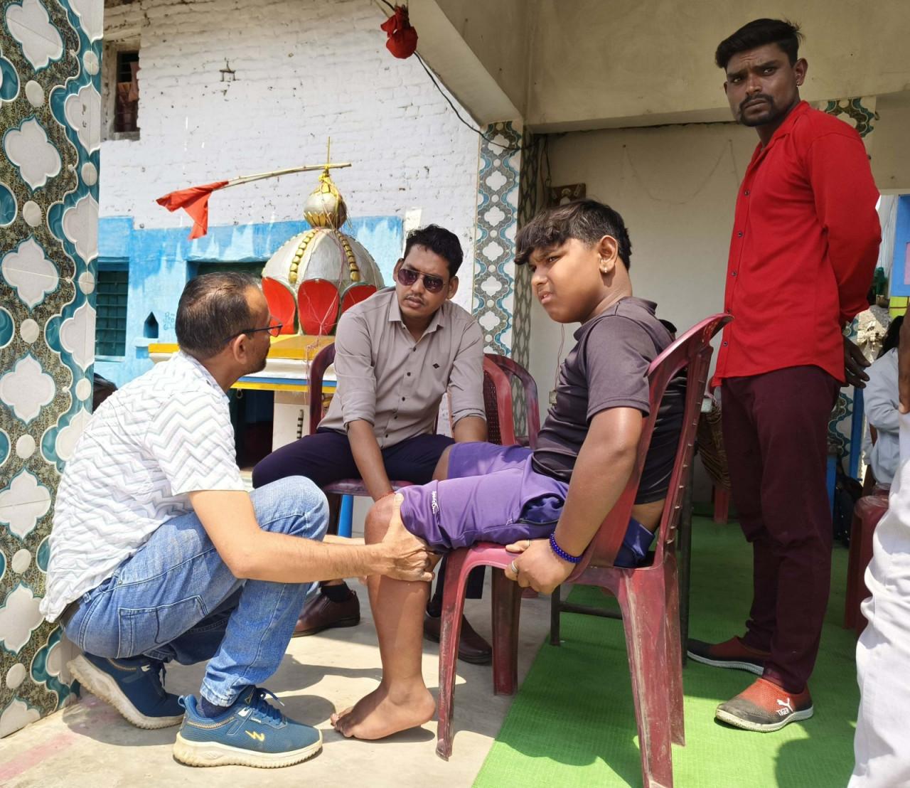 वनांचल के  गांव बल्दाकछार में दिव्यांगजनों के लिए विशेष शिविर आयोजित