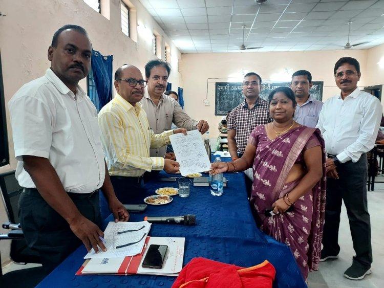 कलेक्टर की मौजूदगी में शिक्षकों की हुई काउंसलिंग, 164 शिक्षकों को चयनित स्कूल का पदस्थापना आदेश प्रदान