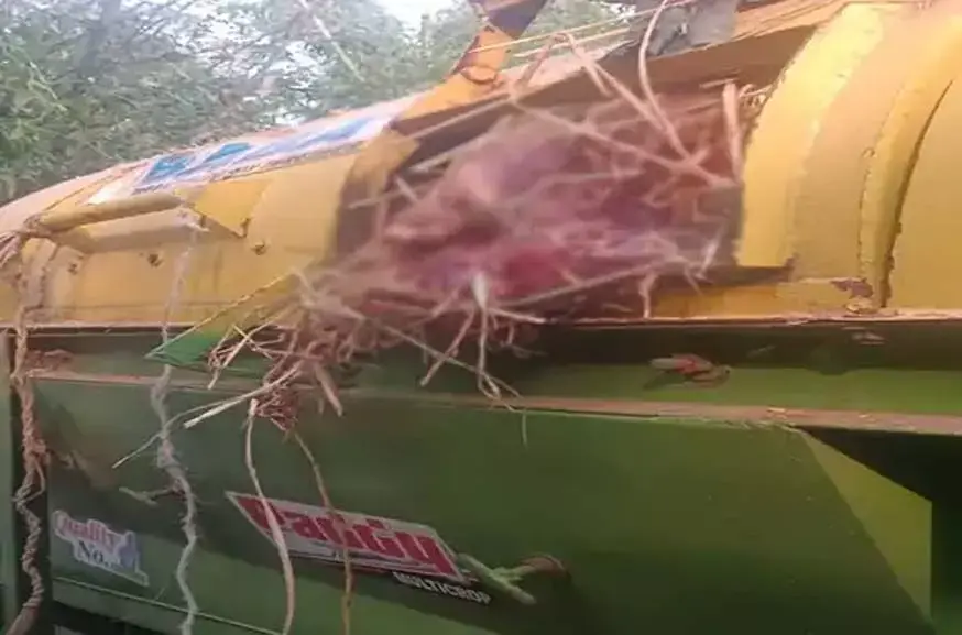 थ्रेसर मशीन में पिस गया युवक, दर्दनाक मौत