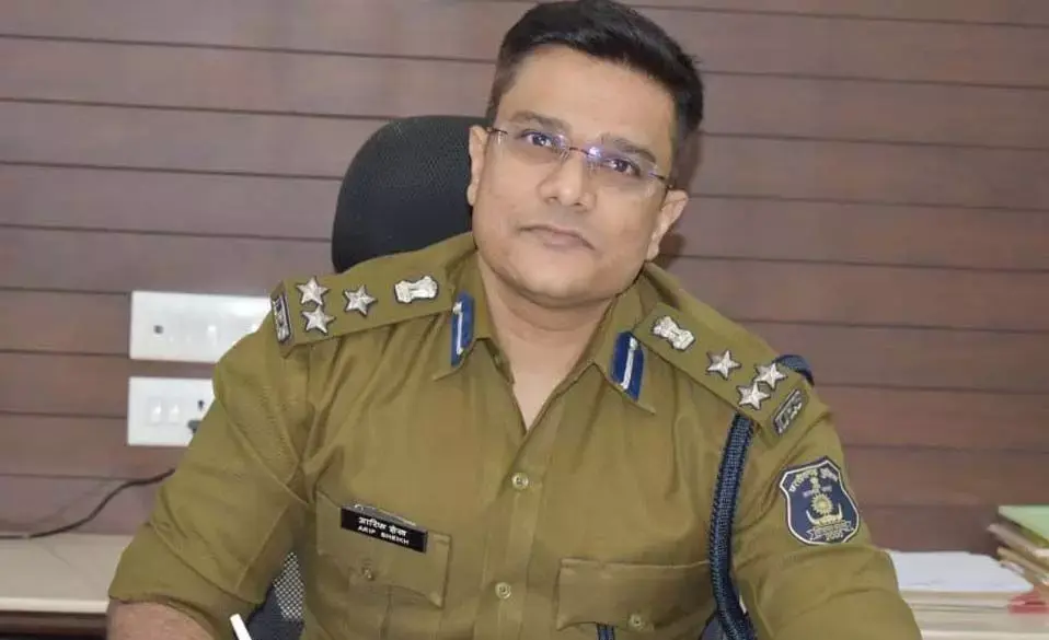 IPS आरिफ शेख और IPS अभिषेक पल्लव के यहां भी CBI की छापेमारी जारी