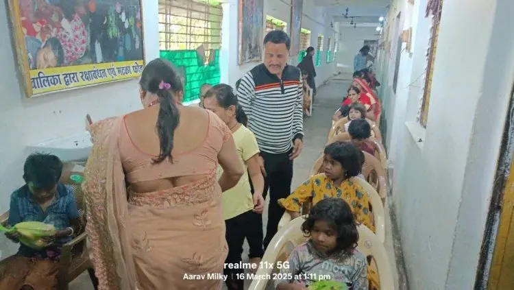 पार्षद विनोद लाल राठौर ने अनाथ बच्चों संग मनाया जन्मदिन, बांटी खुशियां