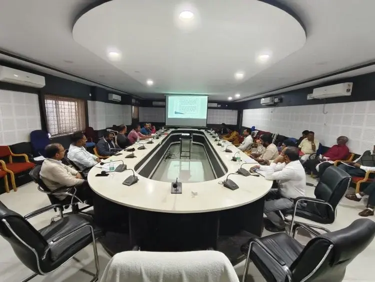 व्यय संबंधी मास्टर ट्रेनर्स के द्वारा नोडल अधिकारी, सहायक नोडल अधिकारी एवं अन्य अधिकारी, कर्मचारियों को दिया गया प्रशिक्षण