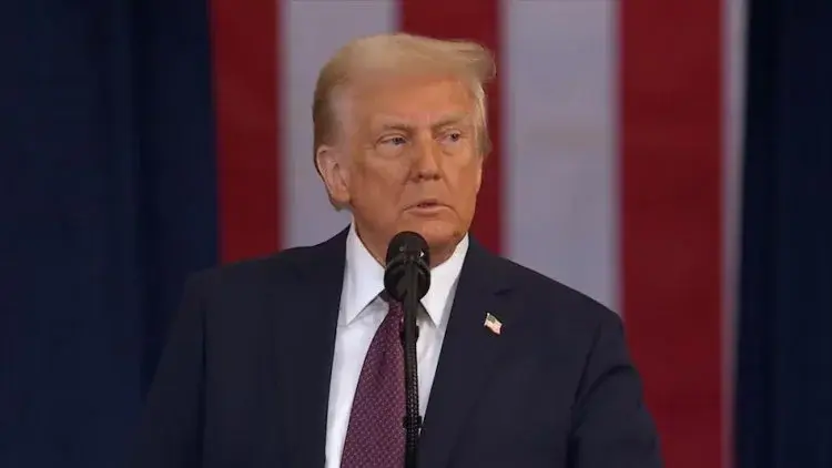 एक बार फिर डोनाल्ड ट्रंप को जान से मारने की धमकी, युवक ने सोशल मीडिया पर किया 'हिंसक' पोस्ट