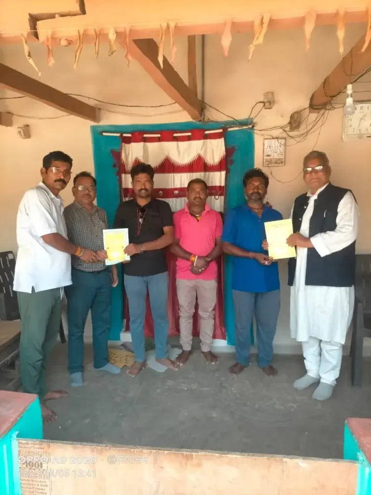 जिला चौहान समाज द्वारा आयोजित समारोह के लिए घरघोड़ा ब्लॉक से सहभागिता निभाने धन जुटाने का लक्ष्य हुआ पूरा