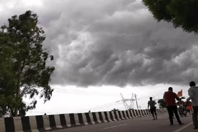 छत्तीसगढ़ में बदला मौसम का मिजाज, छह जिलों में येलो अलर्ट जारी