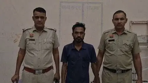 प्रेमी के साथ मिलकर रची साजिश, शराब में मिलाई नींद की गोलियां, बेहोश होने पर जिंदा जलाया