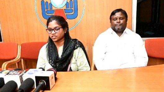 छत्तीसगढ़ बना गुंडागढ़ –प्रशासन अपराधियो का, मारपीट कर घर ढहा दिया