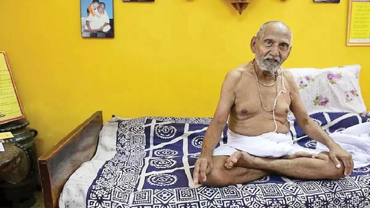128 वर्षीय योग गुरु शिवानंद बाबा का निधन सरकार ने पद्मश्री से किया था सम्मानित