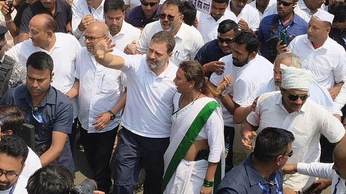 बेगूसराय पहुंचे राहुल गांधी, शुरू की पलायन रोको नौकरी दो यात्रा