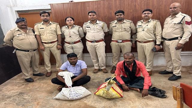 आबकारी विभाग द्वारा शराब निर्माण और भंडारण के विरुद्ध की गई कार्रवाई